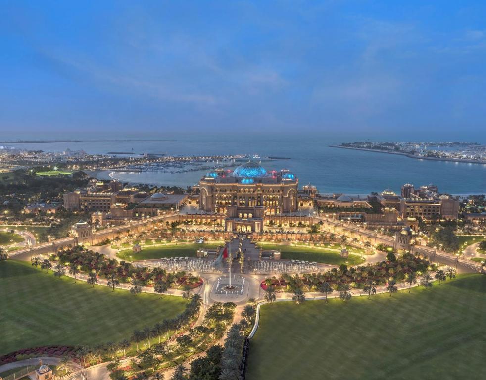 Emirates Palace, Abu Dhabi, UAE